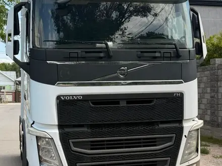Volvo  FH 2015 года за 33 000 000 тг. в Тараз – фото 12
