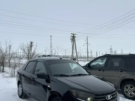 ВАЗ (Lada) Granta 2190 2019 года за 4 500 000 тг. в Актобе – фото 3