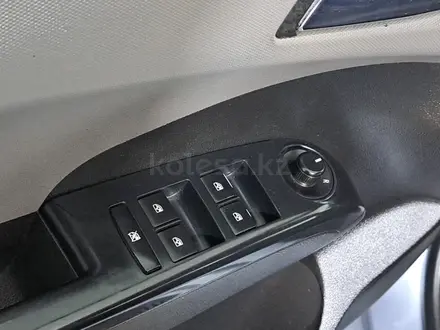 Chevrolet Aveo 2013 года за 2 880 000 тг. в Астана – фото 12