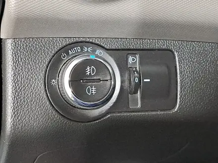 Chevrolet Aveo 2013 года за 2 880 000 тг. в Астана – фото 19