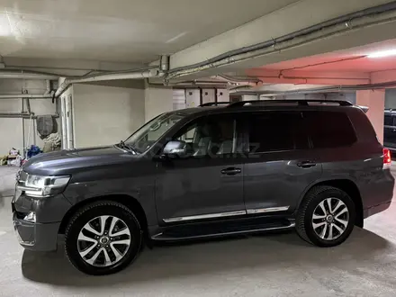 Toyota Land Cruiser 2018 года за 34 000 000 тг. в Алматы – фото 8