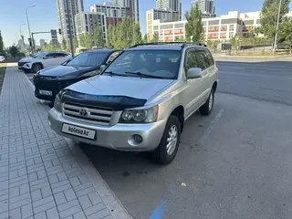 Toyota Highlander, 2004