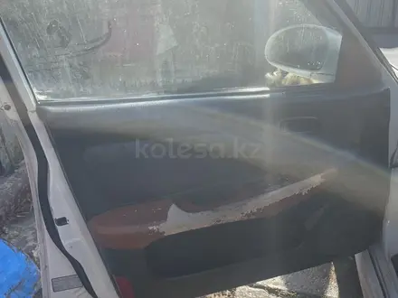 Hyundai Sonata 2003 года за 1 300 000 тг. в Алматы – фото 4
