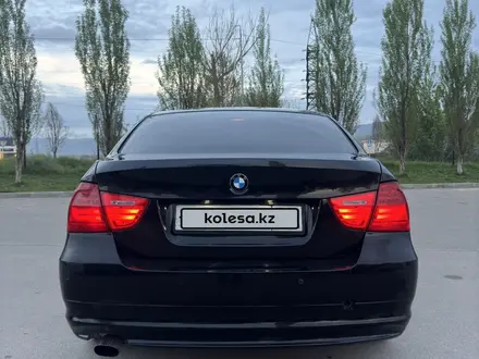 BMW 320 2009 года за 5 500 000 тг. в Алматы – фото 4