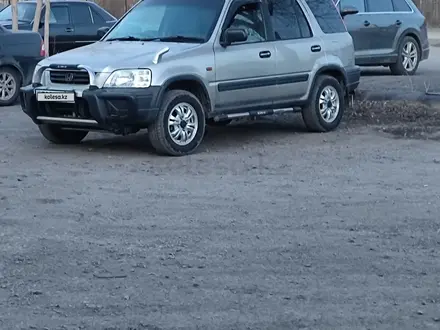 Honda CR-V 1997 года за 3 400 000 тг. в Караганда – фото 2