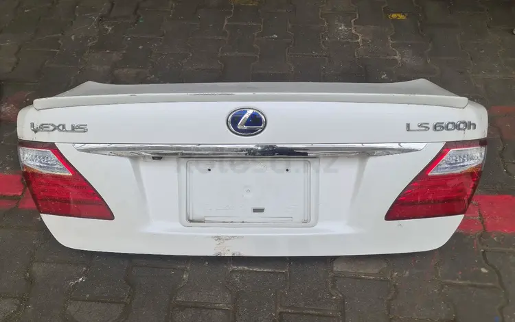 Крышка багажник для LEXUS LS460, LS600H за 55 000 тг. в Алматы