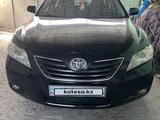 Toyota Camry 2007 годаүшін6 000 000 тг. в Семей – фото 2