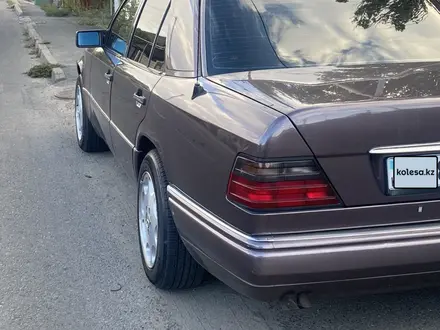 Mercedes-Benz E 320 1995 года за 4 400 000 тг. в Талдыкорган – фото 7