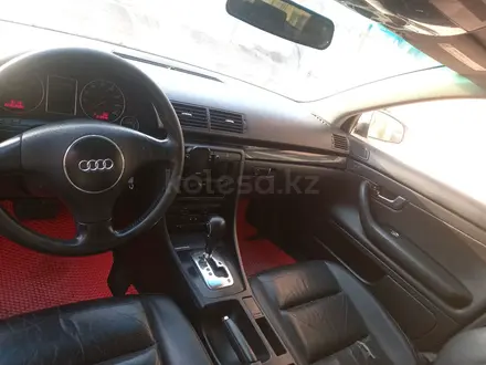 Audi A4 1995 года за 2 500 000 тг. в Уральск – фото 3