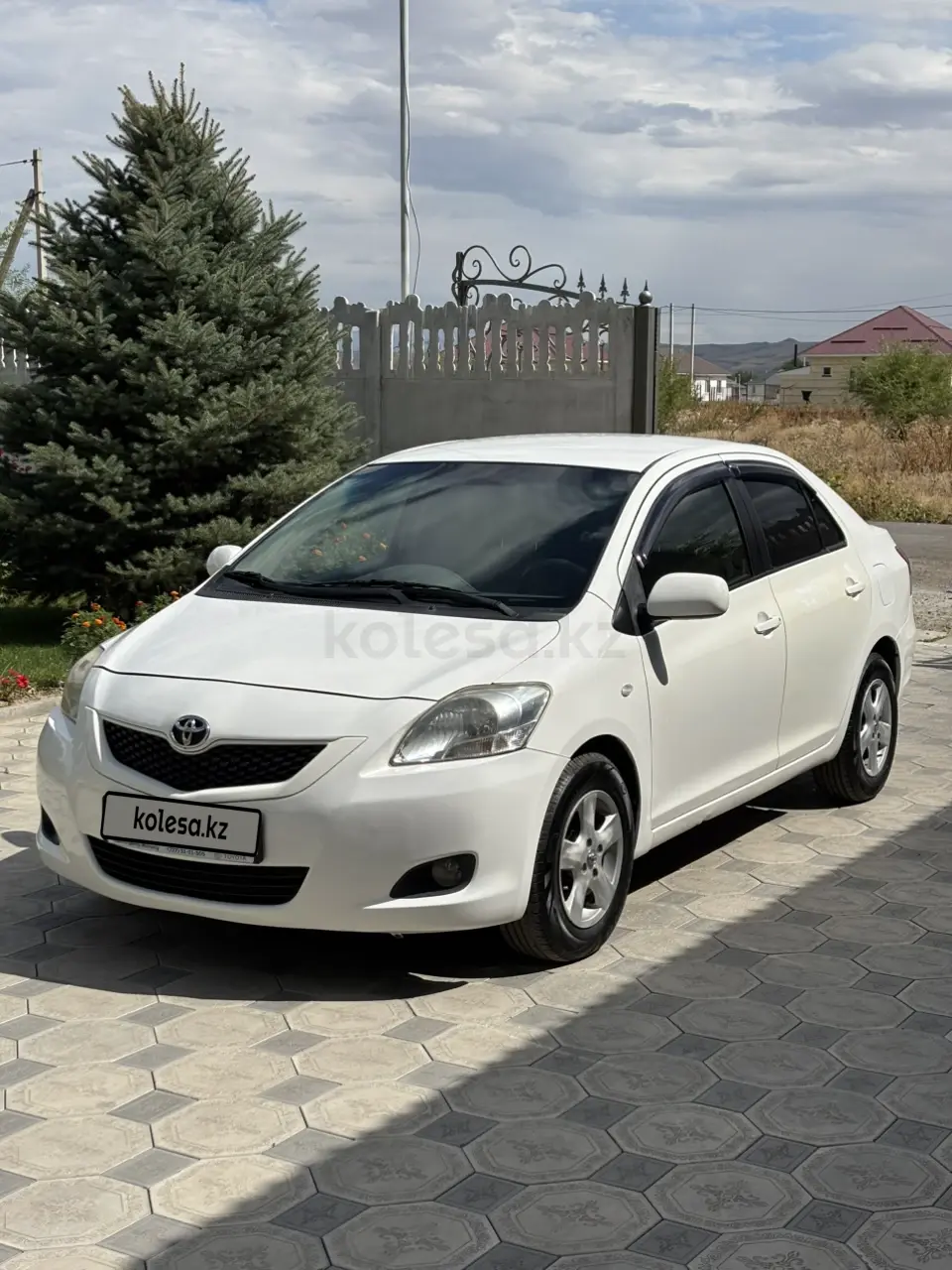 Toyota Yaris, 2011