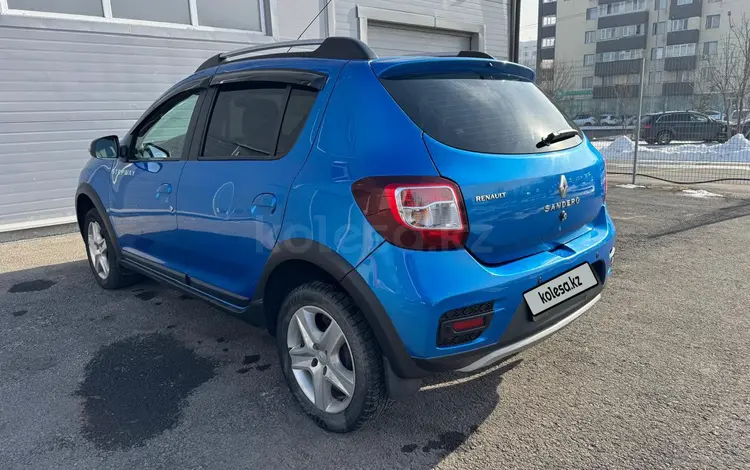 Renault Sandero Stepway 2018 годаfor5 500 000 тг. в Алматы