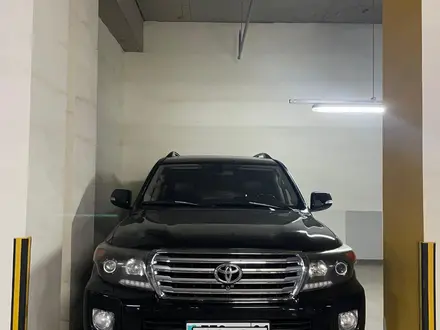 Toyota Land Cruiser 2014 года за 25 300 000 тг. в Астана