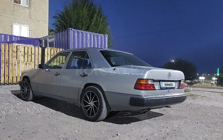 Mercedes-Benz E 260 1991 годаfor1 500 000 тг. в Жанатас