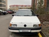 Volkswagen Passat 1992 годаfor1 300 000 тг. в Караганда – фото 2