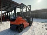 Toyota  02-8FD25 Кара 2017 годаүшін8 400 000 тг. в Уральск – фото 5