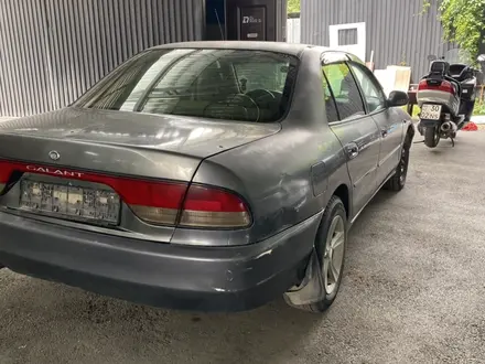 Mitsubishi Galant 1995 года за 620 000 тг. в Алматы – фото 4