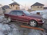 Mercedes-Benz E 230 1996 года за 1 500 000 тг. в Алматы – фото 3