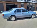 Mercedes-Benz E 260 1990 года за 1 300 000 тг. в Алматы – фото 4