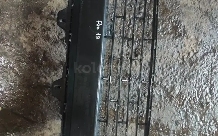 Решетка бампер в оригинале бу за 40 000 тг. в Алматы