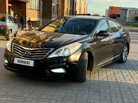 Hyundai Grandeur 2011 года за 8 000 000 тг. в Уральск – фото 2