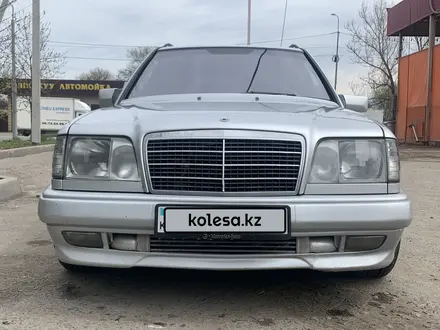 Mercedes-Benz E 280 1993 года за 3 800 000 тг. в Алматы