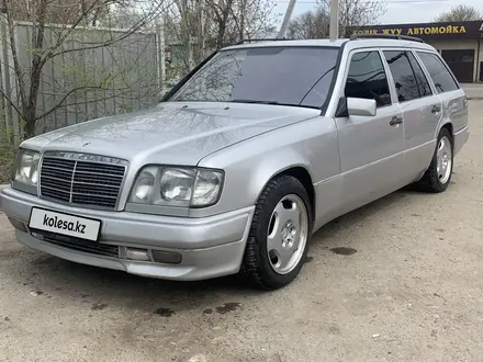 Mercedes-Benz E 280 1993 года за 3 800 000 тг. в Алматы – фото 2