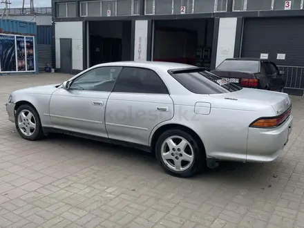 Toyota Mark II 1996 года за 2 000 000 тг. в Астана – фото 2