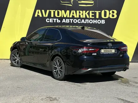 Toyota Camry 2021 года за 14 300 000 тг. в Тараз – фото 4