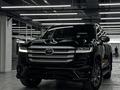 Toyota Land Cruiser 2025 годаүшін75 600 000 тг. в Астана