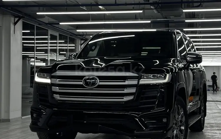 Toyota Land Cruiser 2025 годаүшін75 600 000 тг. в Астана