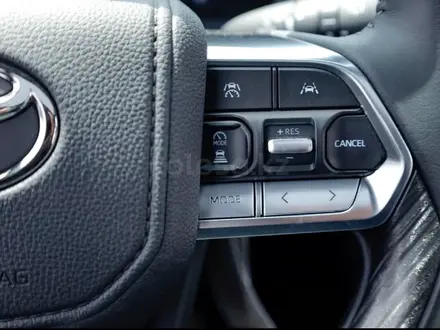 Toyota Land Cruiser 2025 года за 75 600 000 тг. в Астана – фото 7