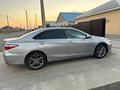 Toyota Camry 2015 годаfor8 800 000 тг. в Атырау – фото 3