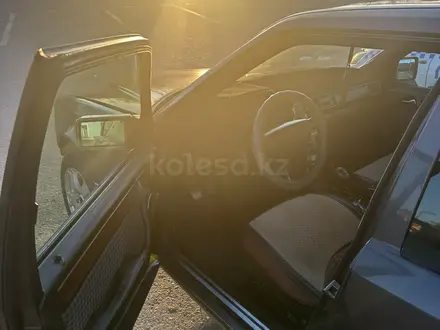 Mercedes-Benz E 220 1993 года за 1 800 000 тг. в Жезказган – фото 17