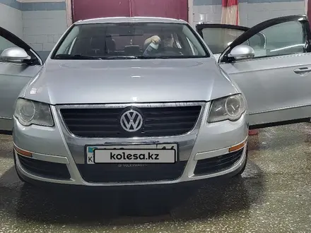 Volkswagen Passat 2006 года за 4 000 000 тг. в Павлодар