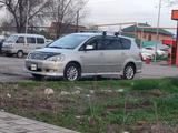 Toyota Ipsum 2003 годаүшін5 650 000 тг. в Алматы – фото 2