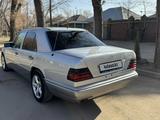 Mercedes-Benz E 220 1994 годаfor2 250 000 тг. в Алматы – фото 3