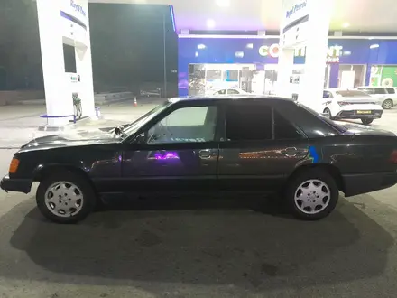 Mercedes-Benz E 230 1989 года за 900 000 тг. в Алматы – фото 11