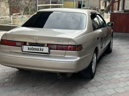 Toyota Camry 1997 года за 2 600 000 тг. в Жаркент – фото 3