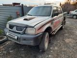 Mitsubishi L200 2005 года за 1 400 000 тг. в Петропавловск – фото 2