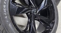 ШИКАРНЫЕ диски с резиной R20 255/45/20 5/114.3 Kia Hyundai Toyota Lexus за 492 000 тг. в Алматы – фото 5