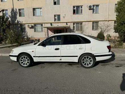 Toyota Carina E 1997 года за 2 000 000 тг. в Актау – фото 3