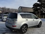 Mitsubishi Outlander 2006 годаfor6 000 000 тг. в Караганда – фото 3