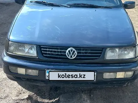 Volkswagen Passat 1994 года за 1 150 000 тг. в Абай (Абайский р-н)