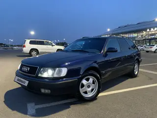 Audi 100
