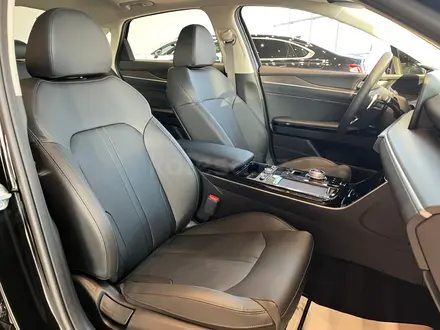 Kia K5 Luxe 2026 года за 14 490 000 тг. в Костанай – фото 30