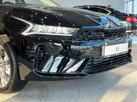 Kia K5 Luxe 2026 года за 14 490 000 тг. в Костанай – фото 8