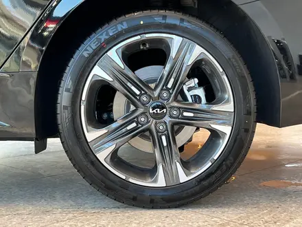 Kia K5 Luxe 2026 года за 14 490 000 тг. в Костанай – фото 9