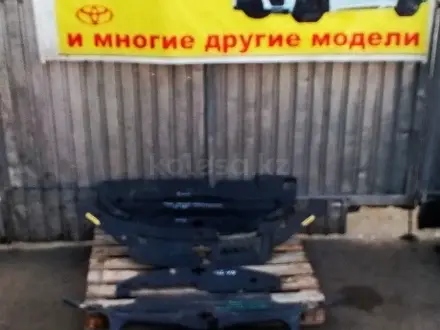 Накладки суппорта радиатора Lexus GX460 IS250 ES250 RX330, Toyota 4Ranner в Алматы – фото 2