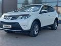 Toyota RAV4 2015 годаүшін9 200 000 тг. в Уральск – фото 4