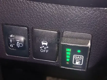 Toyota RAV4 2015 года за 9 200 000 тг. в Уральск – фото 7